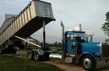 End dump trailer